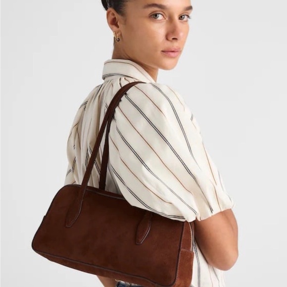 Madewell Handbags - Madewell The Top-Zip Shoulder Bag